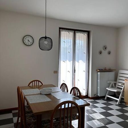 Near Town Centre And Lake - Le Colombe Bardolino Esterno foto